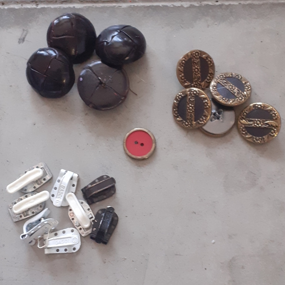 Vintage coat buttons and clasps